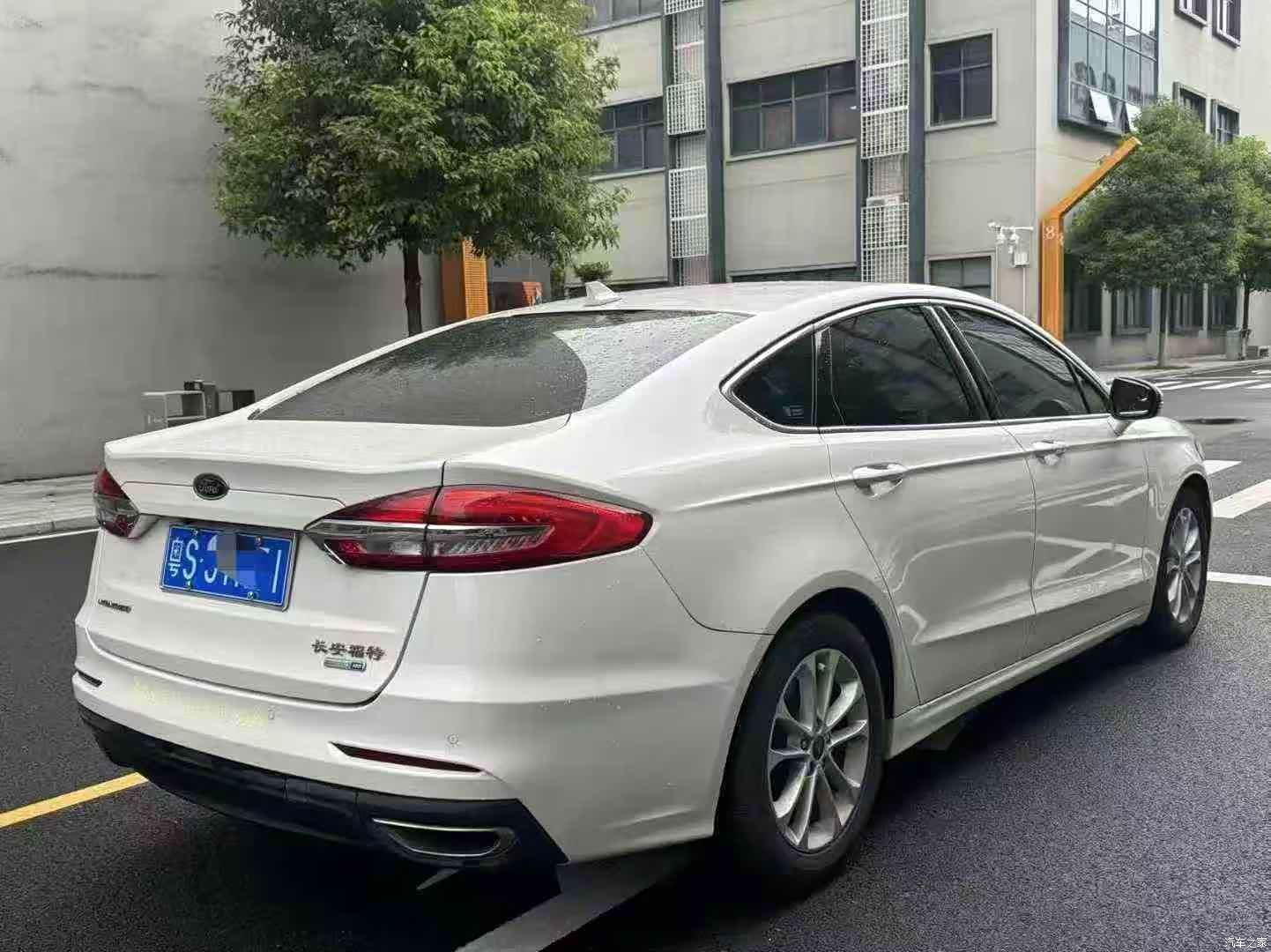 Ford Mondeo, 2019 4