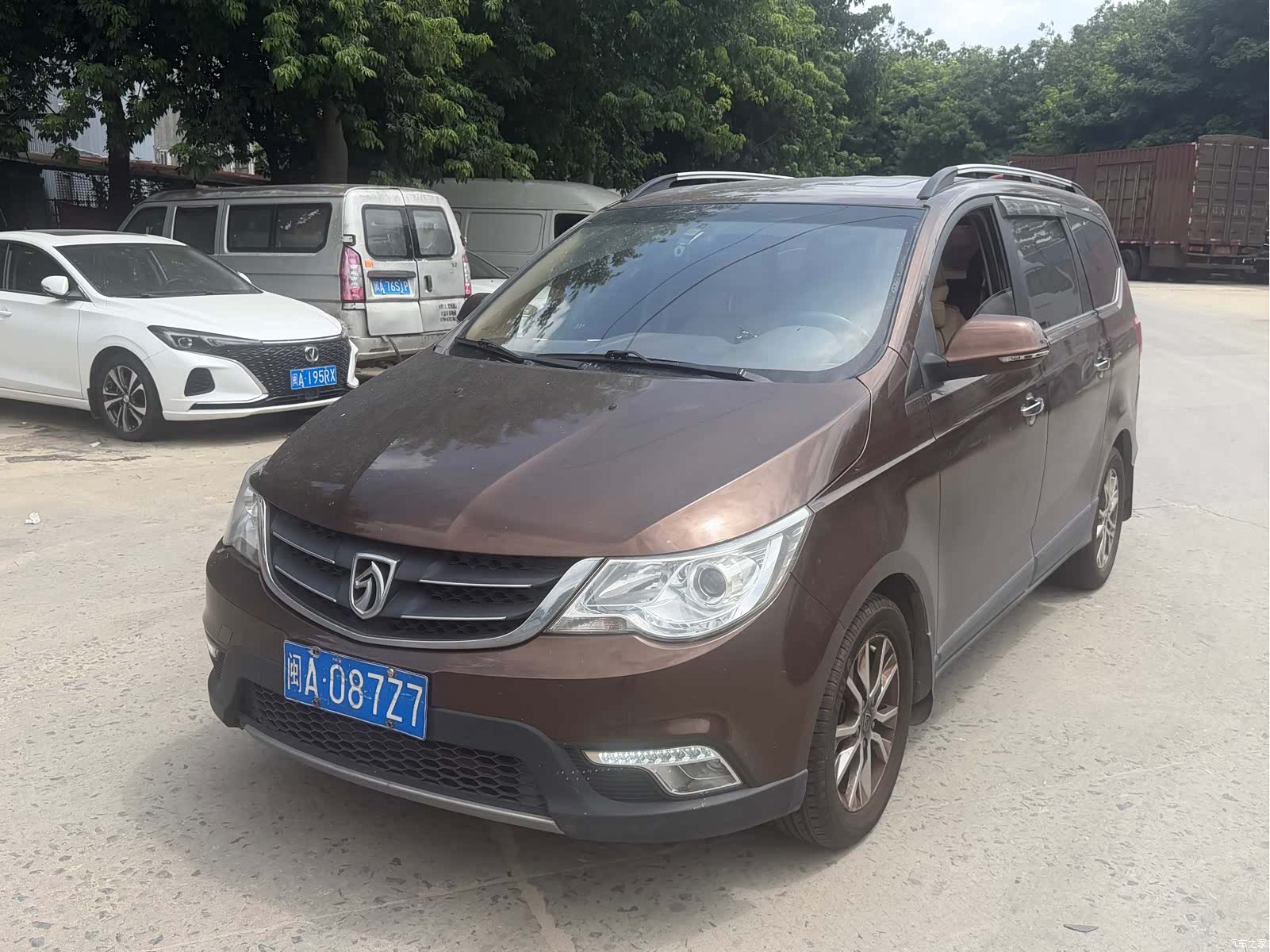 Wuling 730, 2015 2