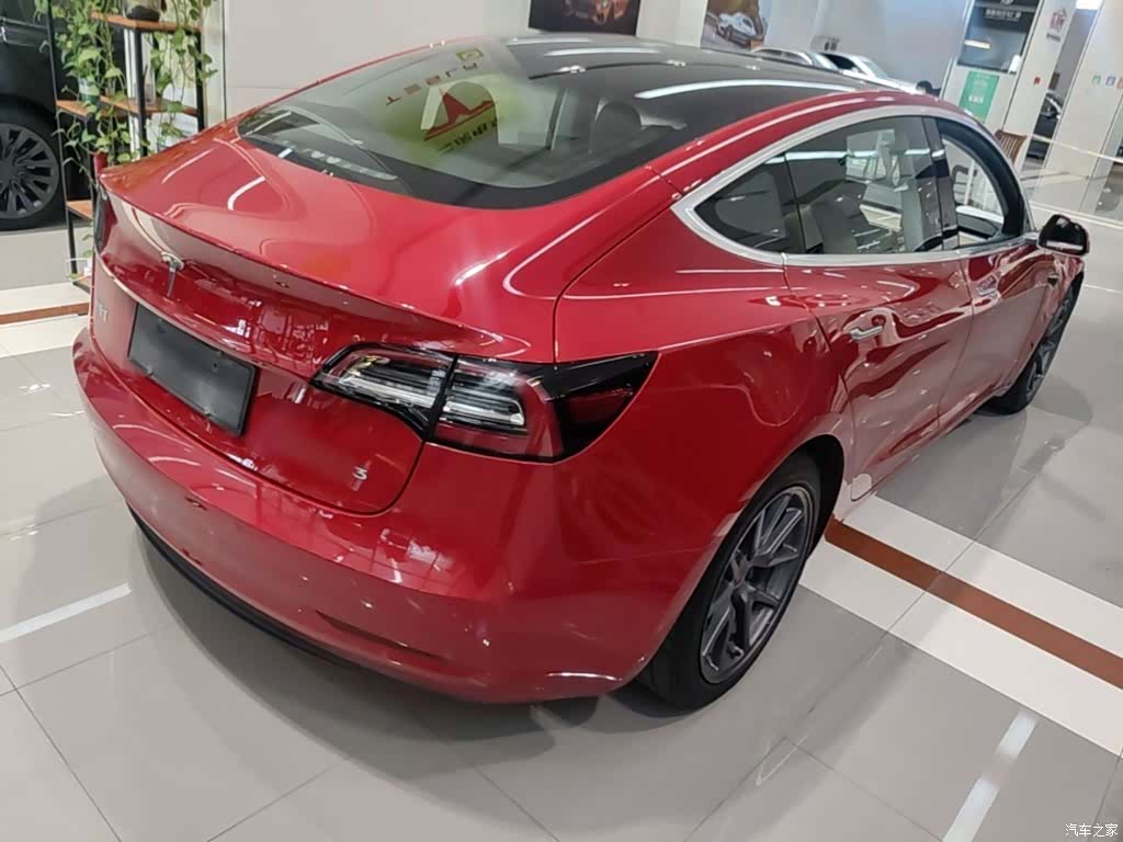 Tesla Model 3, 2020 7