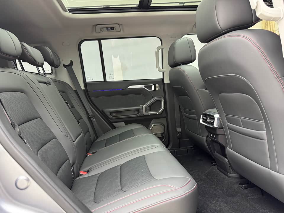 Jetour Jet Traveler C-DM