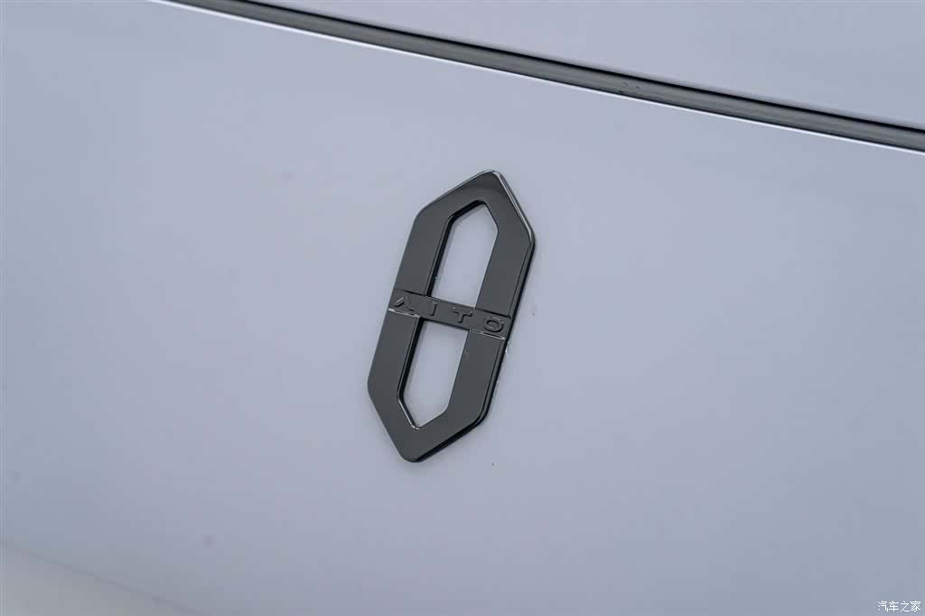 AITO M5, 2025 9