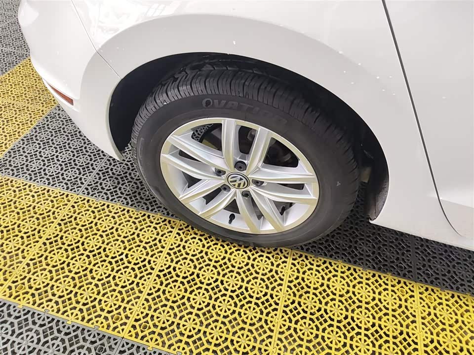 Volkswagen Golf*Jiayu