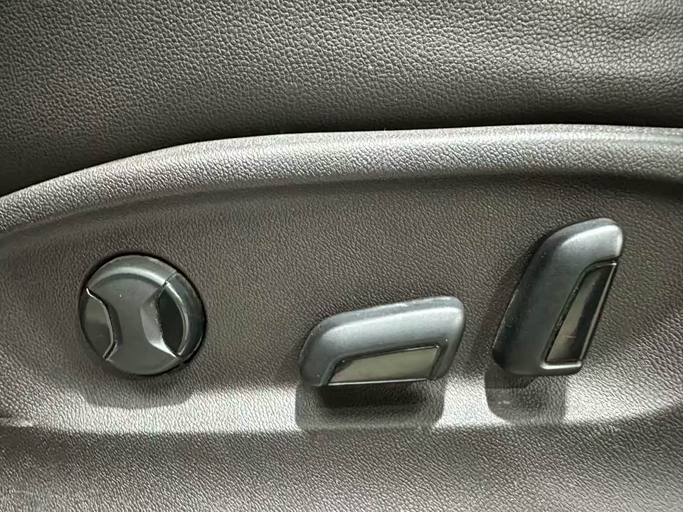 Volkswagen Tourang Volkswagen Tourang