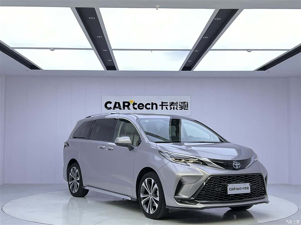 Toyota Granvia, 2024 3