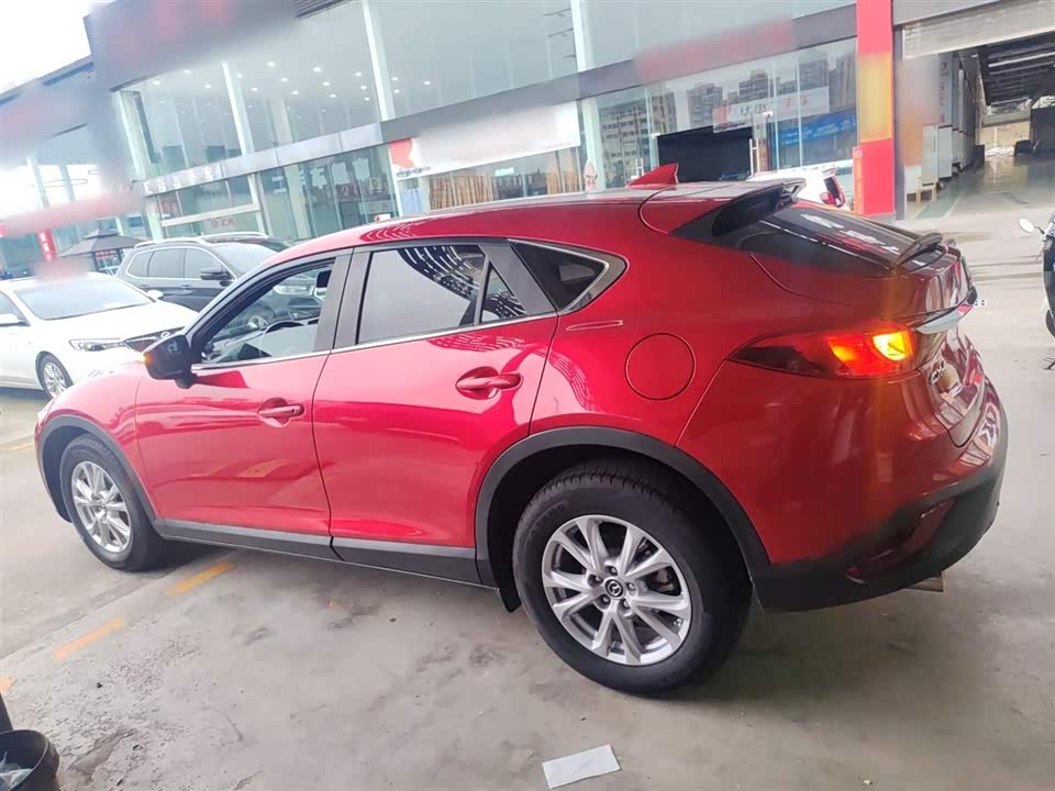 Mazda CX-4