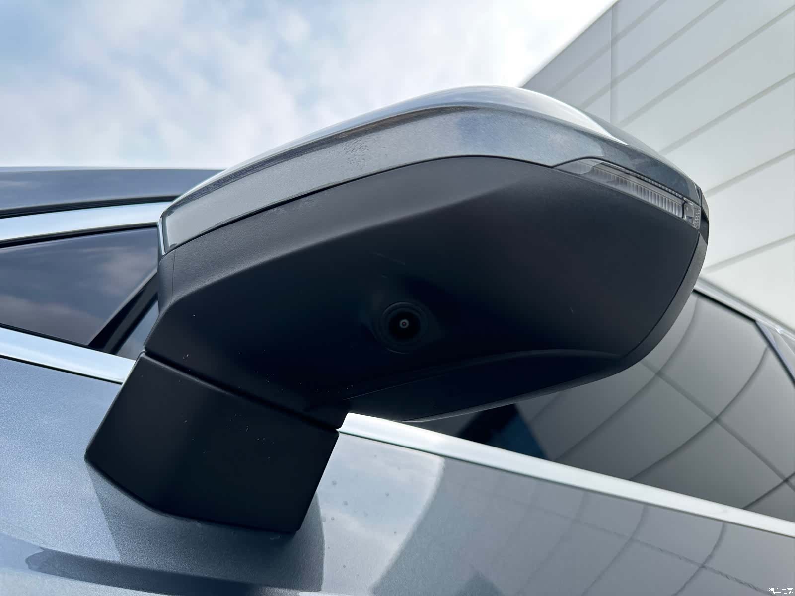 Audi Q3, 2022 4