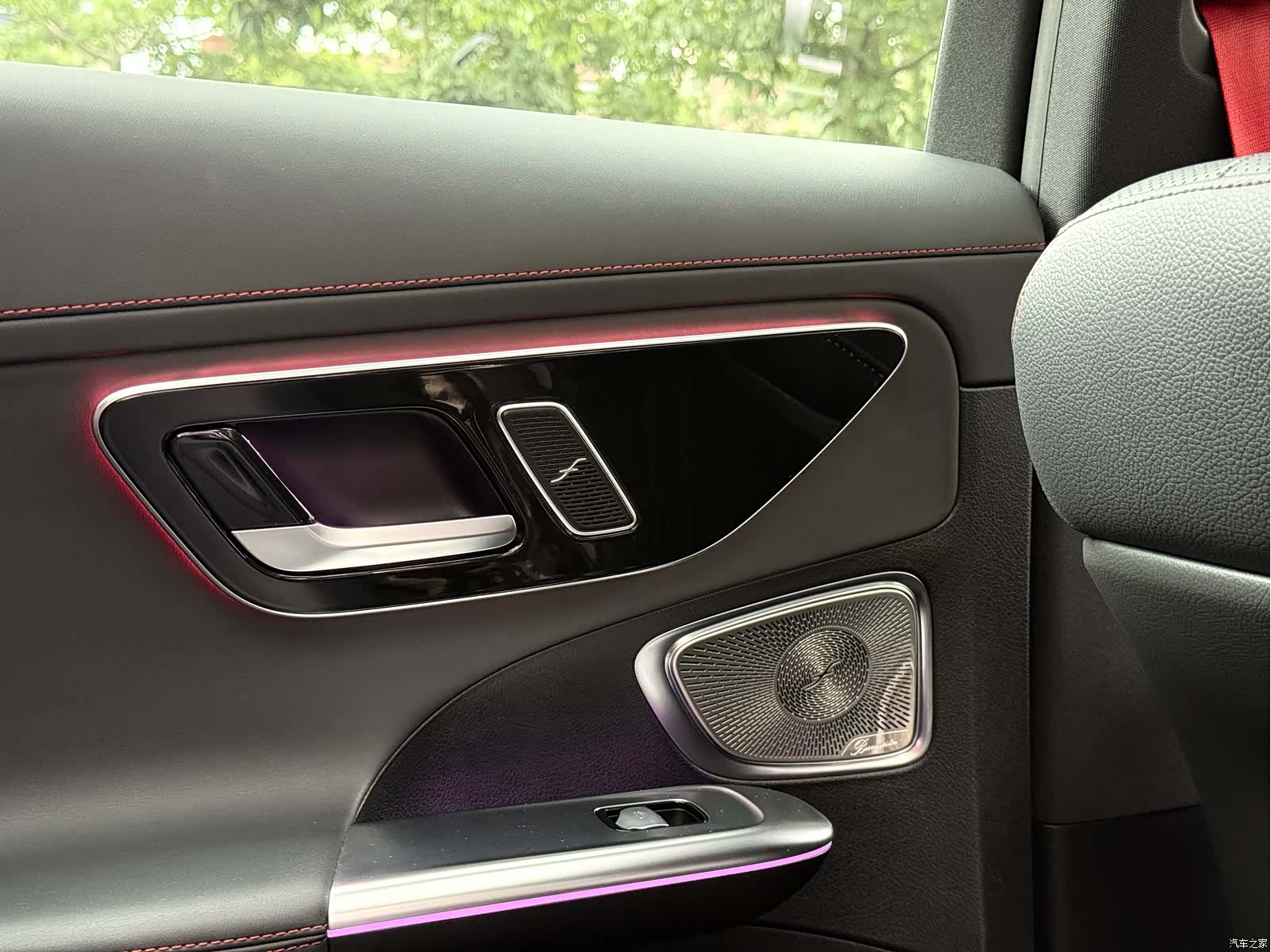 Mercedes-Benz C-Class, 2024 20