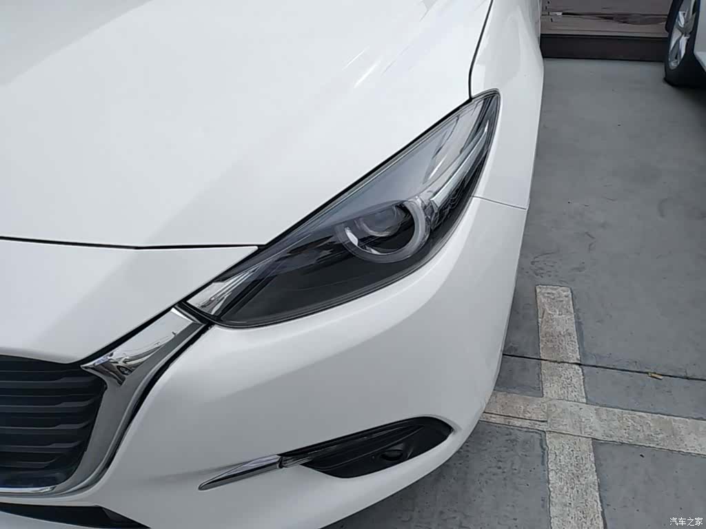 Mazda Mazda3, 2020 24