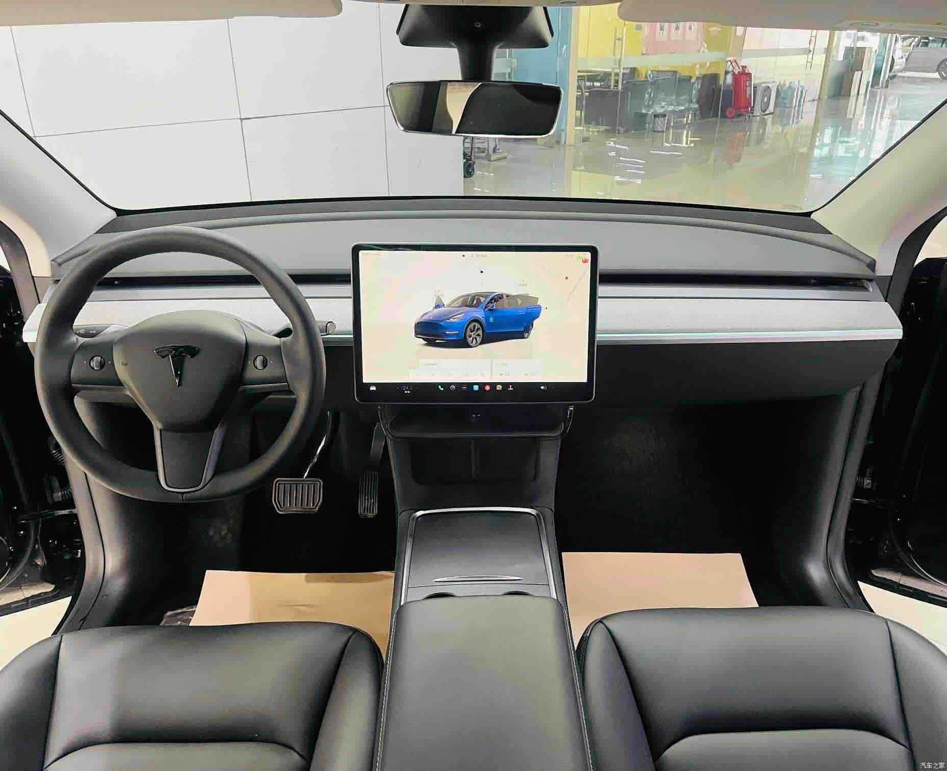 Tesla Model Y, 2024 9