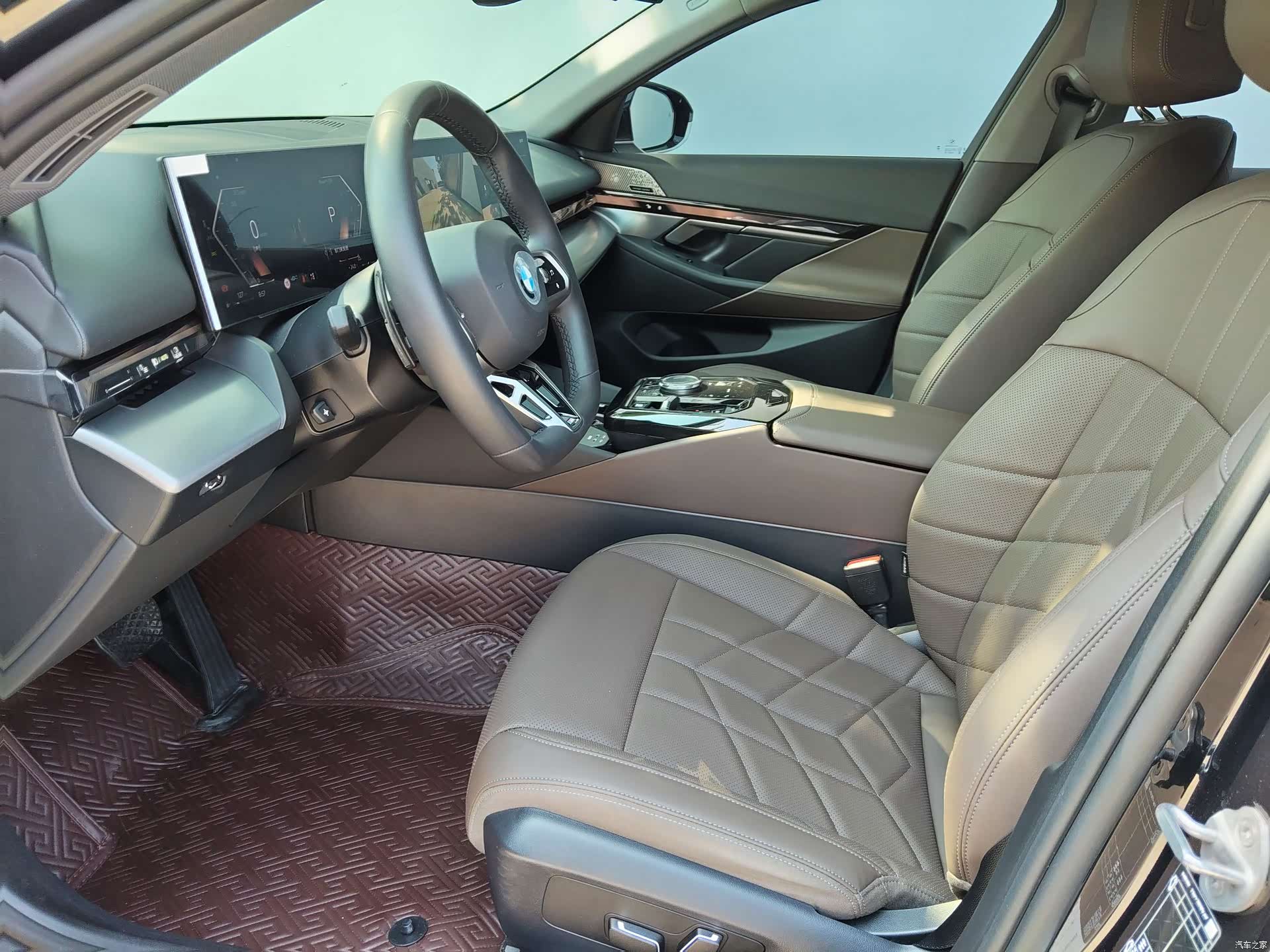 BMW 5 Series, 2025 6