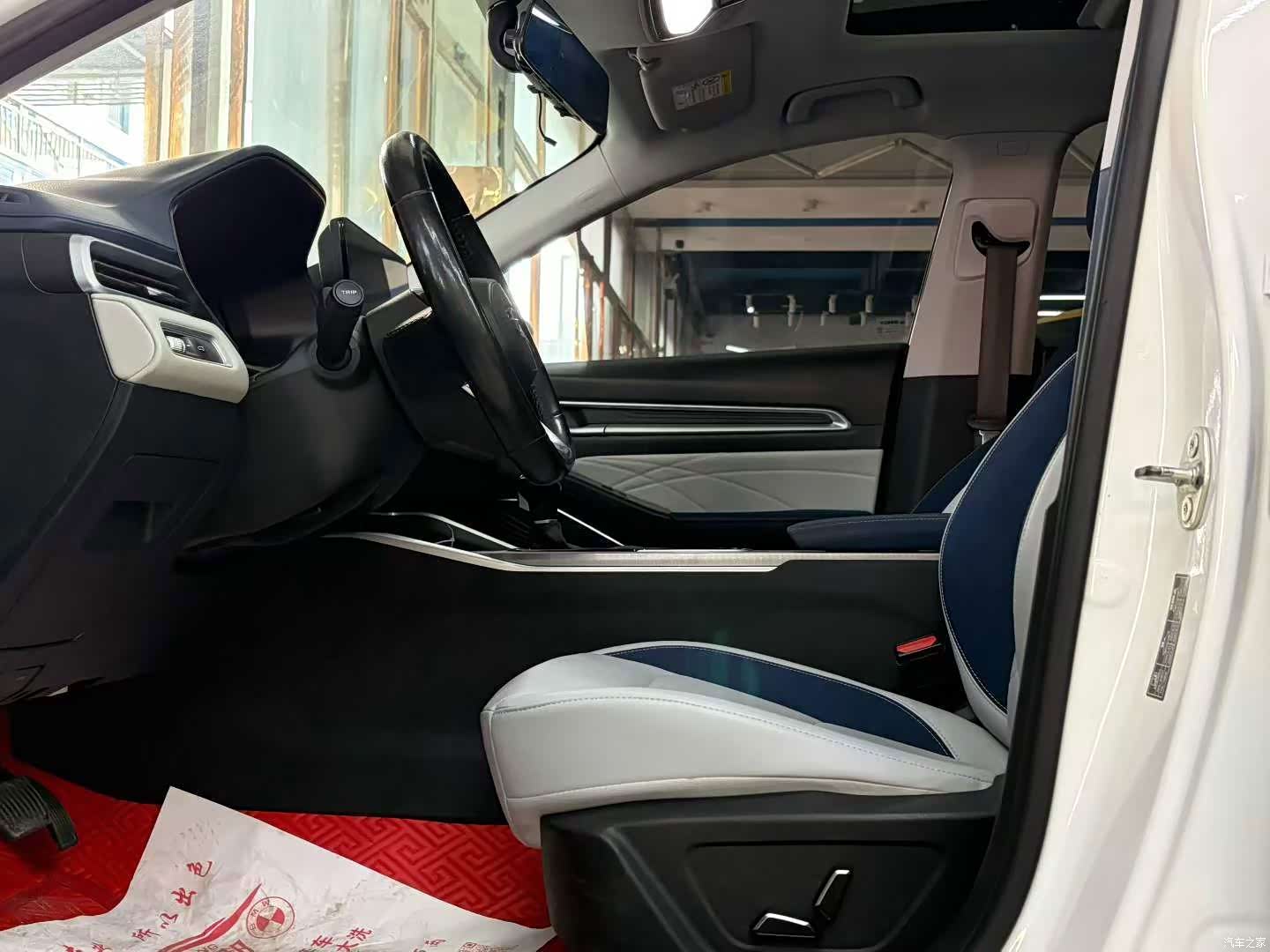Geely Emgrand, 2022 4