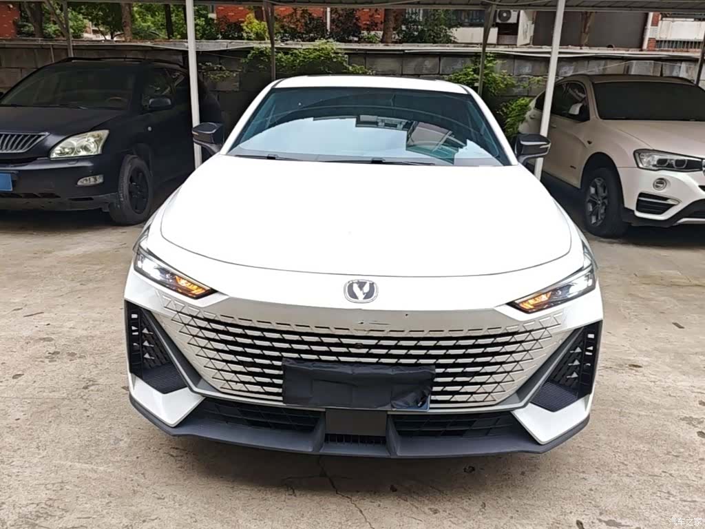 Changan UNI-V, 2022 3