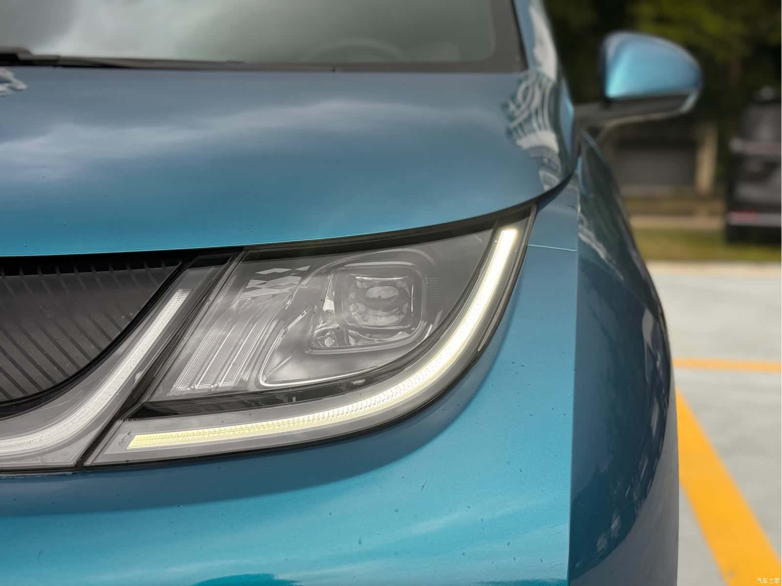 BYD Dolphin, 2022 4