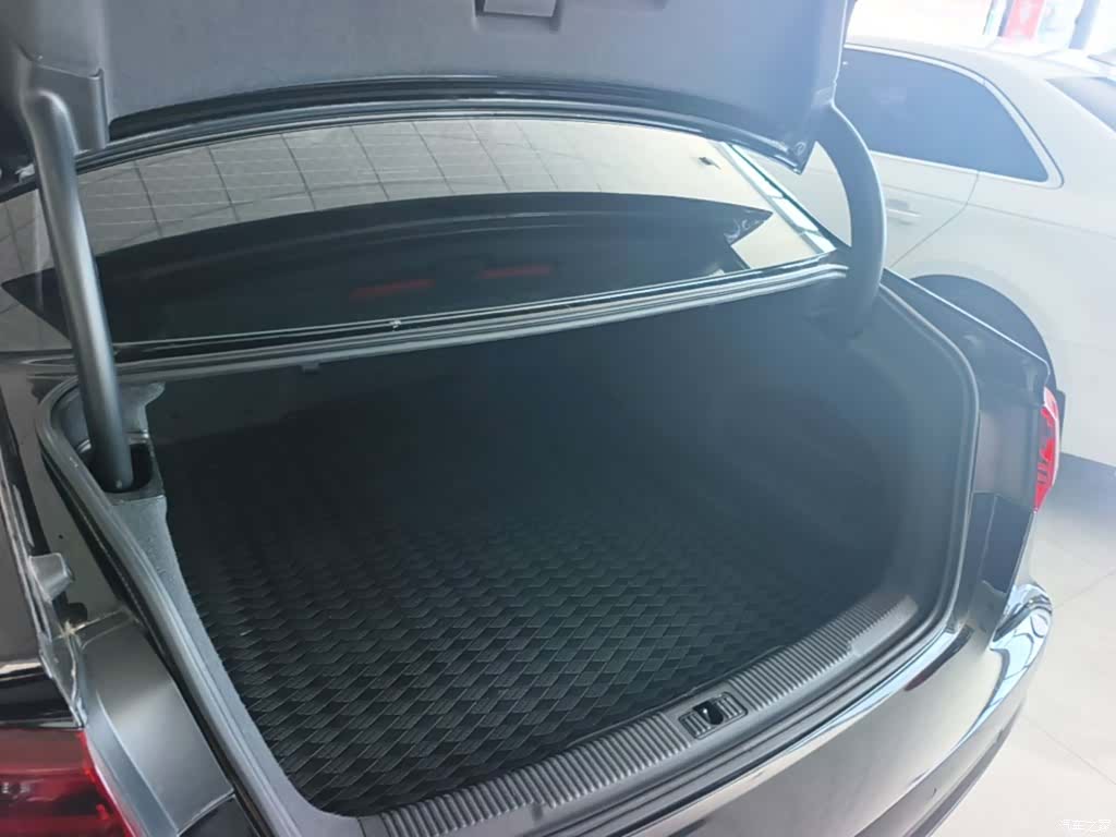 Audi A6L, 2018 19