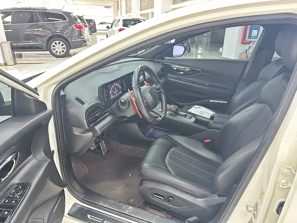 Trumpchi Shadow Leopard