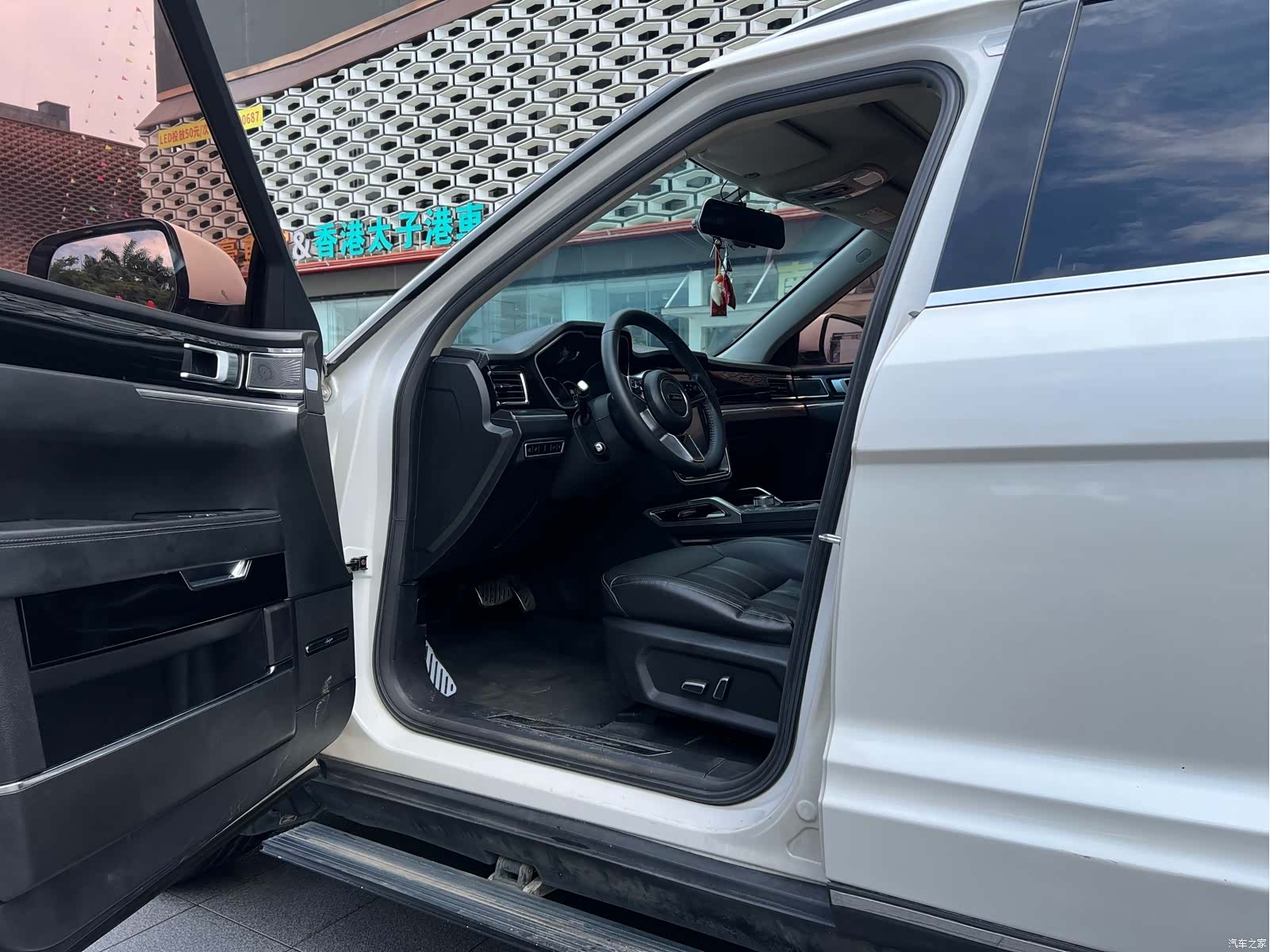 Zotye T700, 2017 14