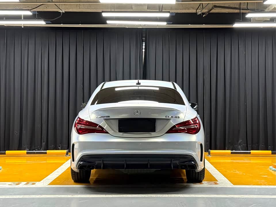 Mercedes-Benz CLA AMG