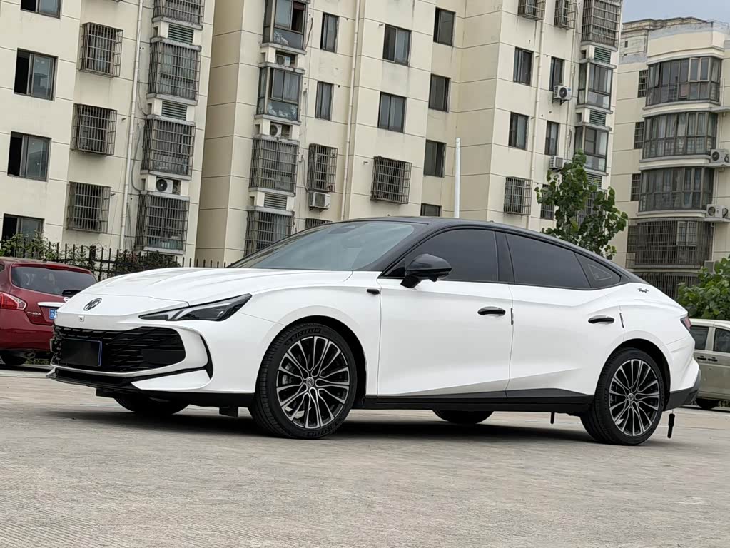 MG 7 2025 1.5T 300 DCT