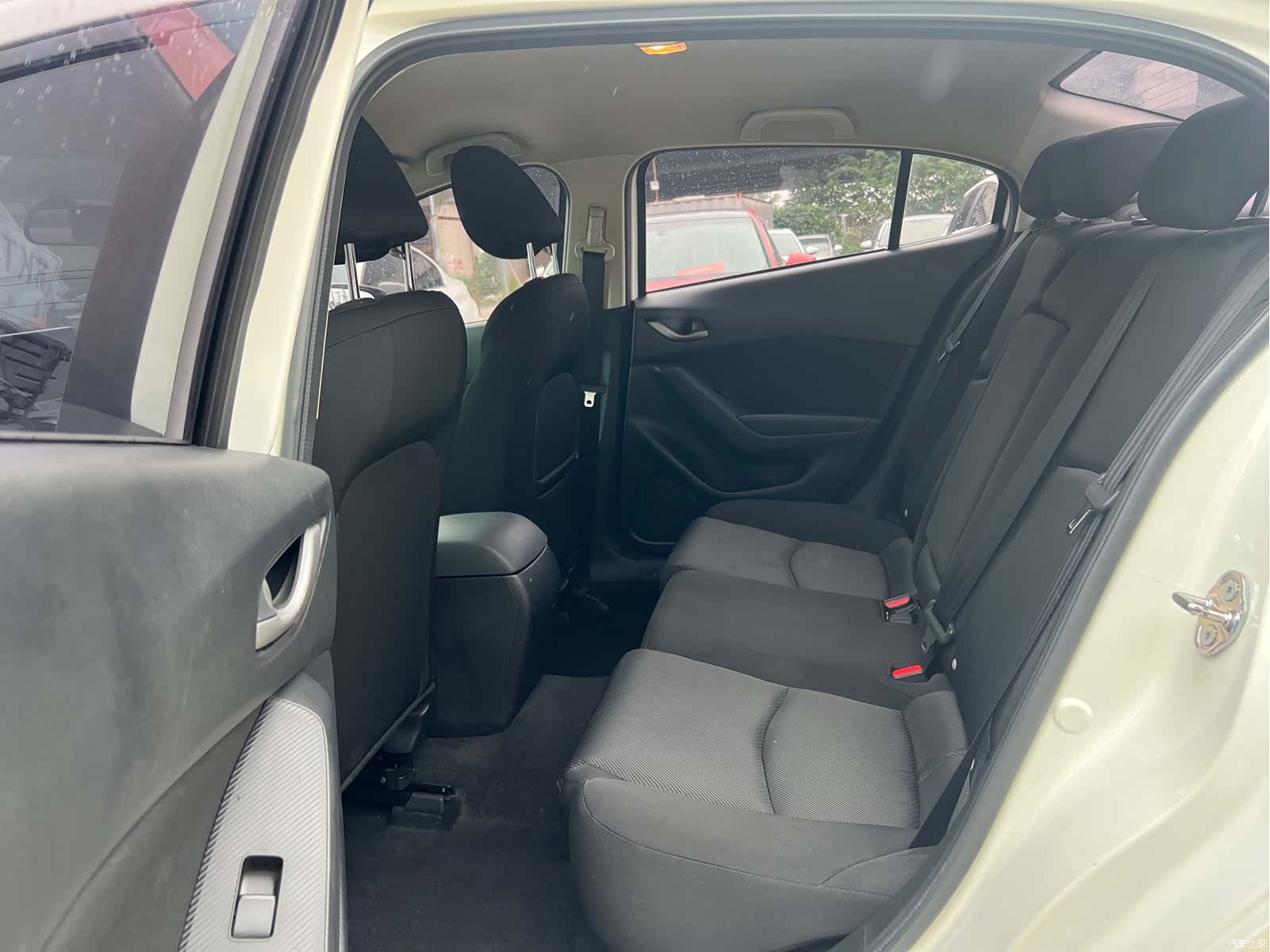 Mazda Mazda3, 2019 все фото