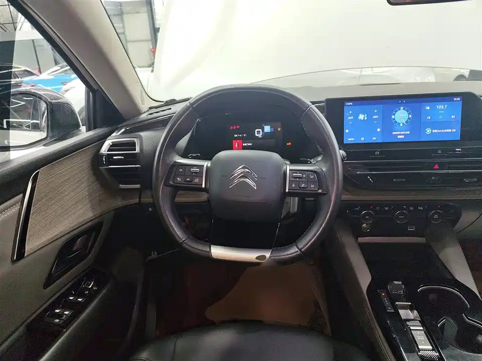 Citroen Versailles C5 X