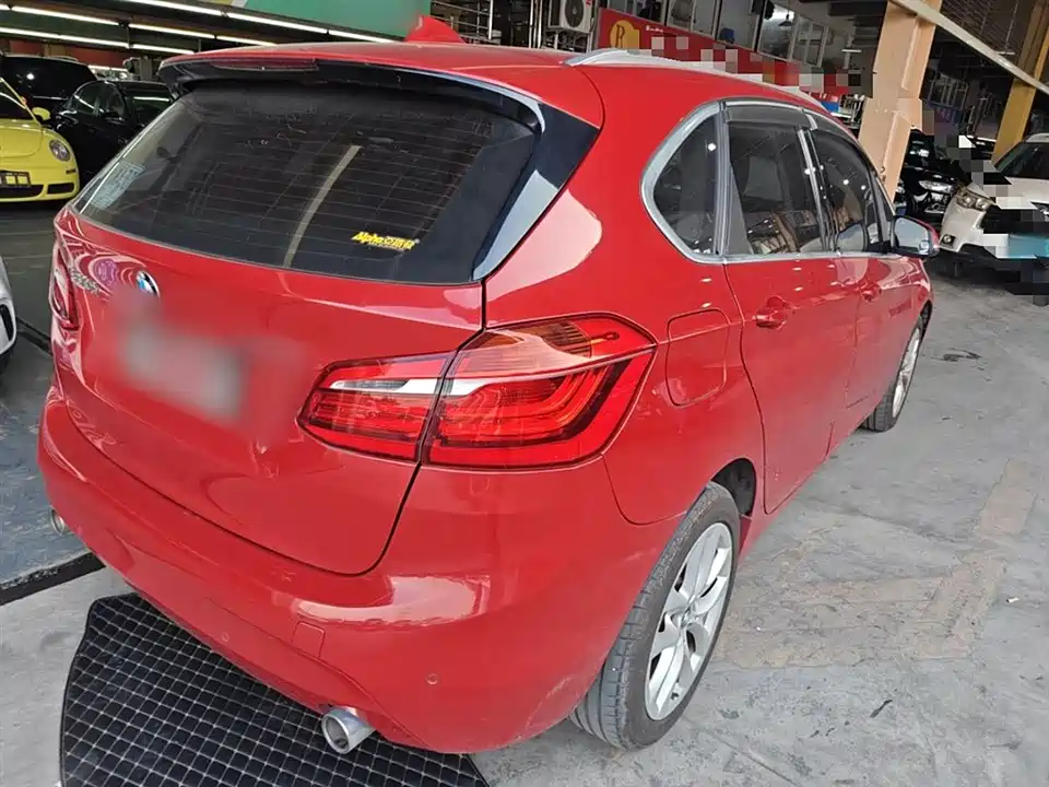 BMW 2 series station wagon