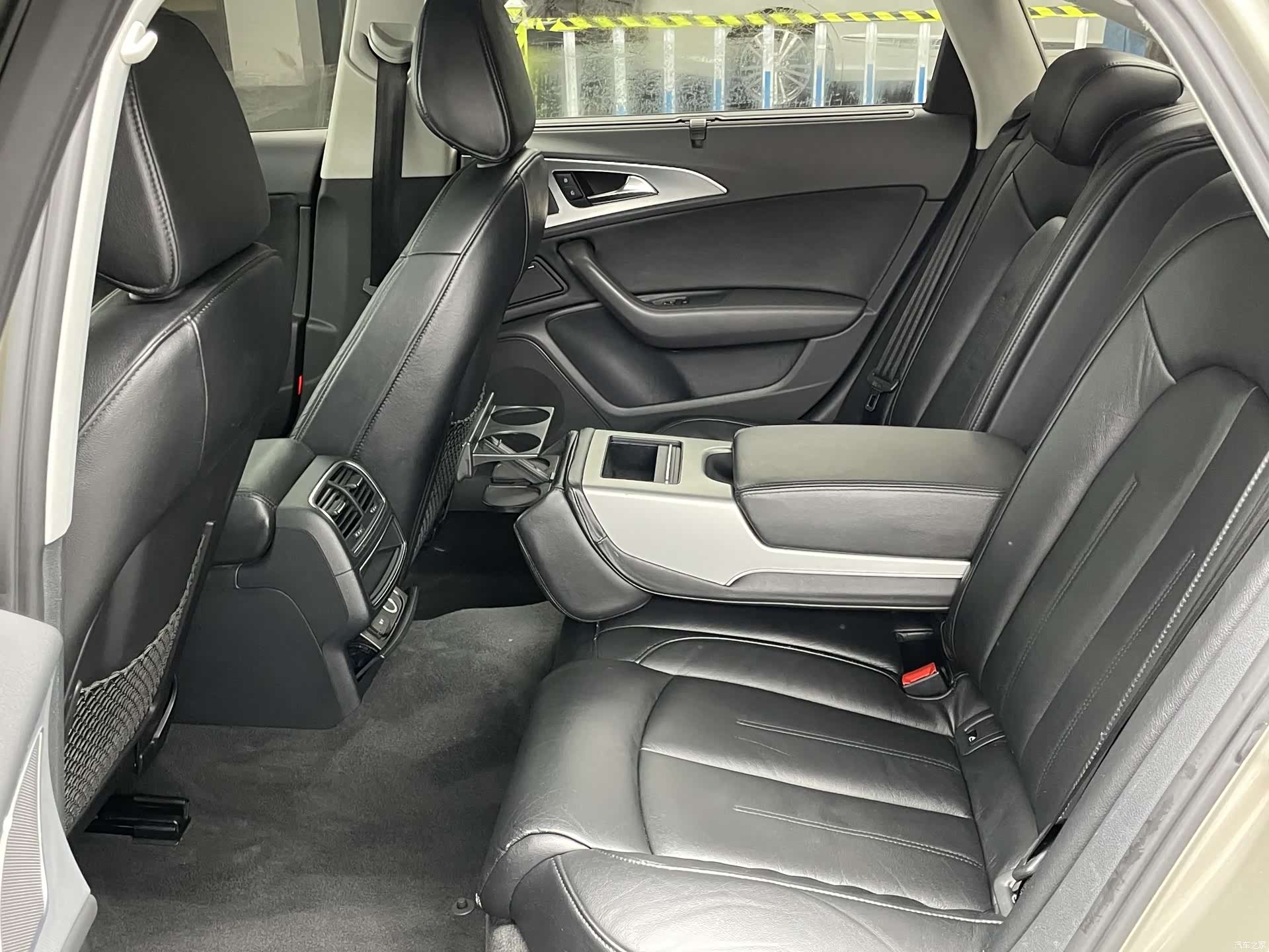 Audi A6L, 2014 10