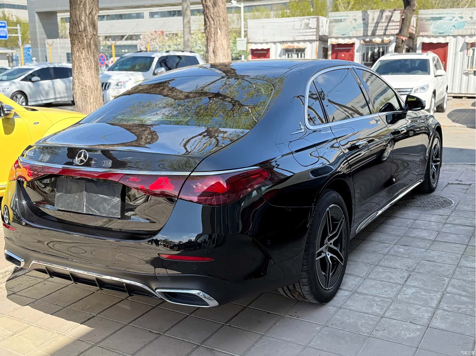Mercedes-Benz E-Class, 2024 18