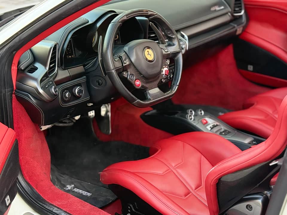 Ferrari 458