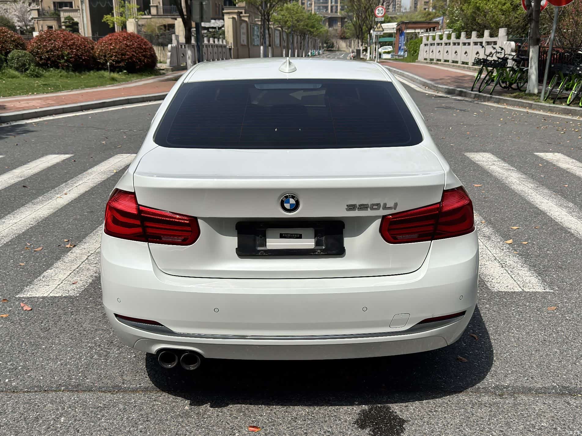 BMW 3 Series, 2018 все фото
