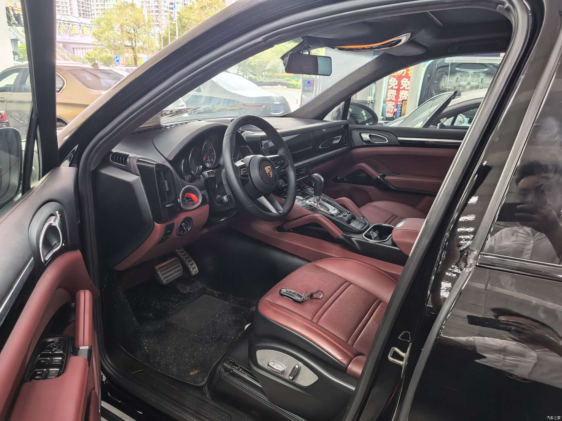 Porsche Cayenne, 2011 6
