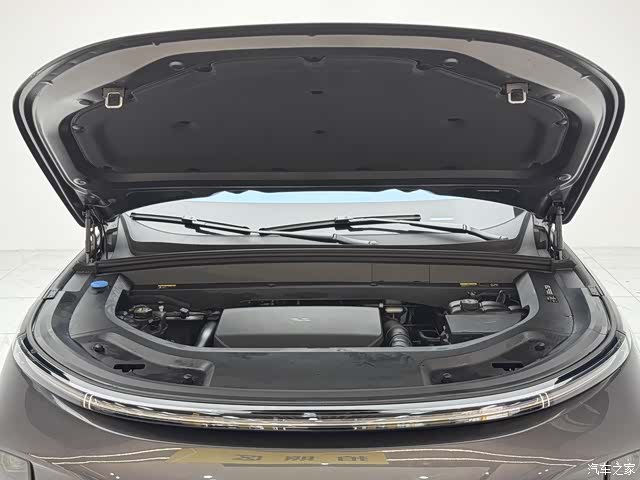 Li Auto L9, 2024 15