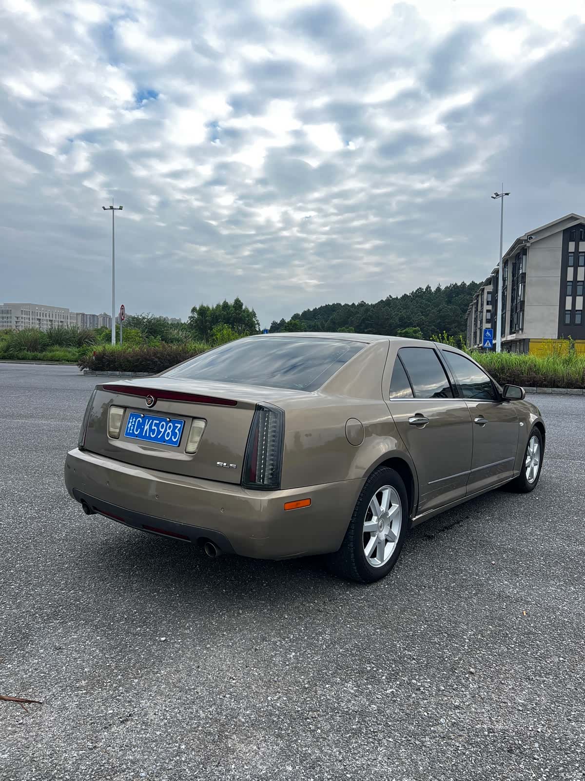 Cadillac SLS, 2009 все фото