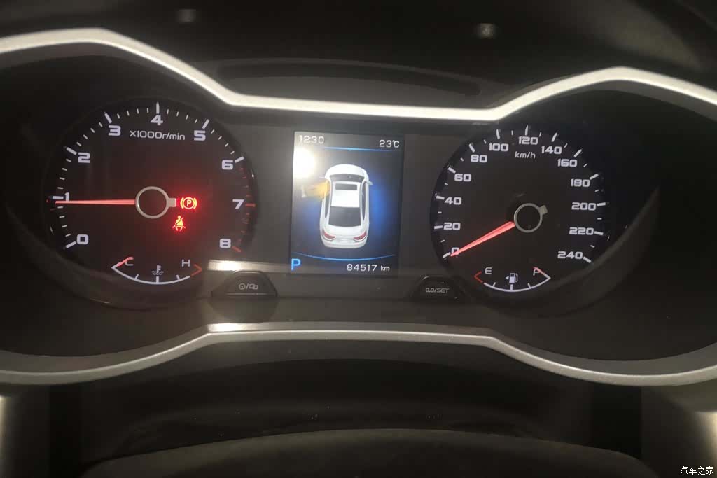 Geely Emgrand, 2017 14