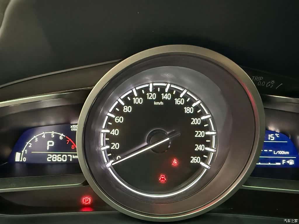 Mazda CX-4, 2023 17