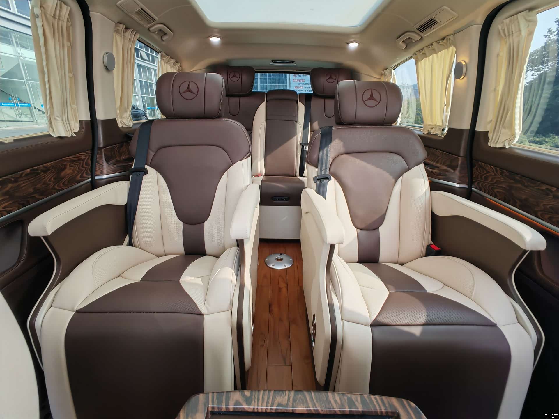 Mercedes-Benz V-Class, 2019 23