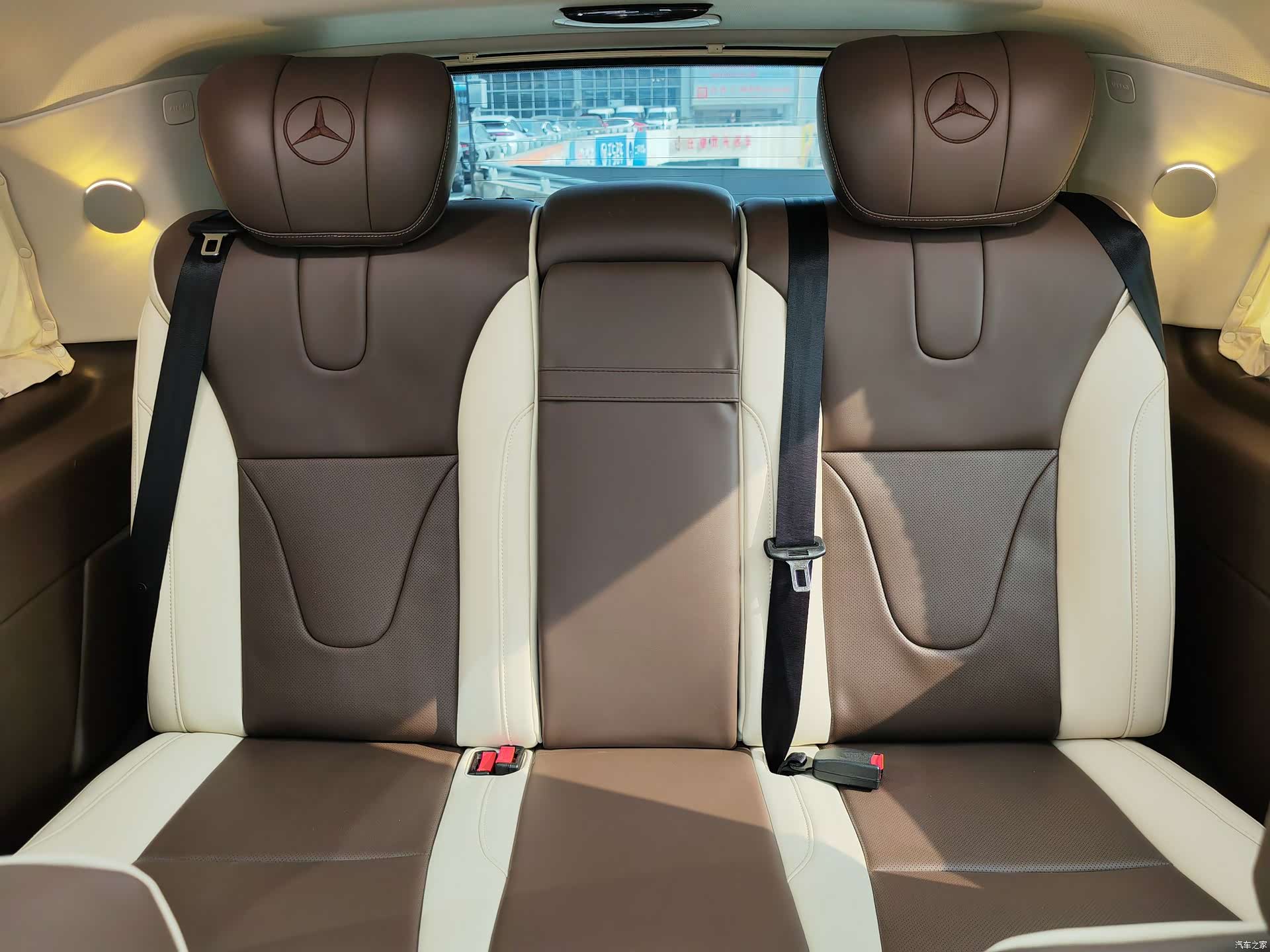 Mercedes-Benz V-Class, 2019 17
