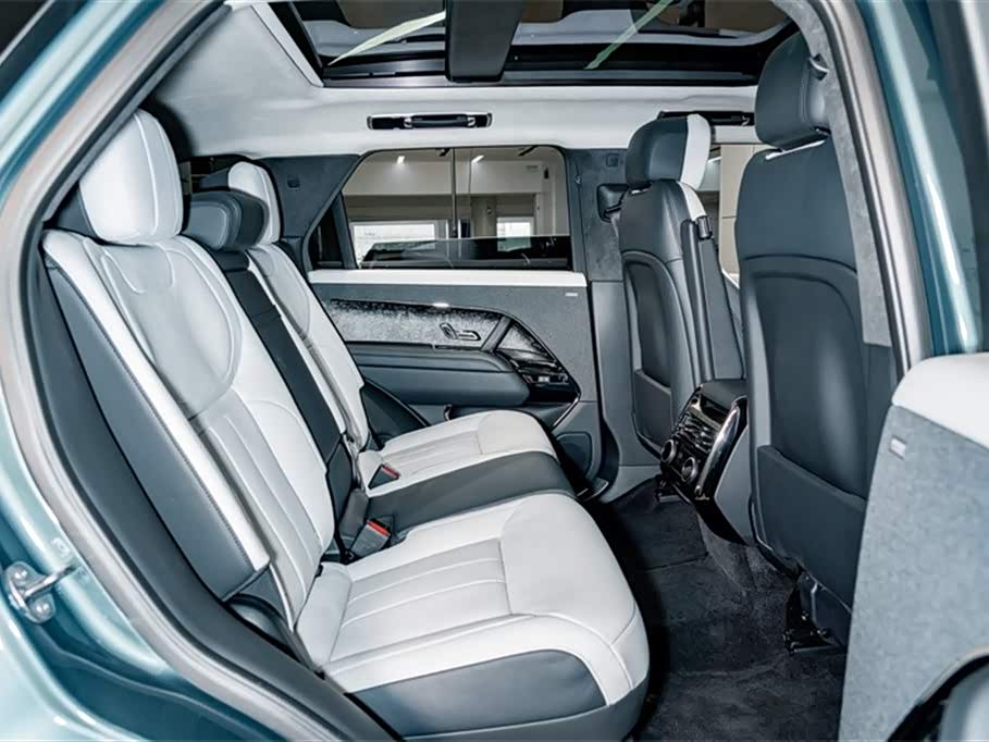 Land Rover Range Rover Sport Land Rover Range Rover Sport