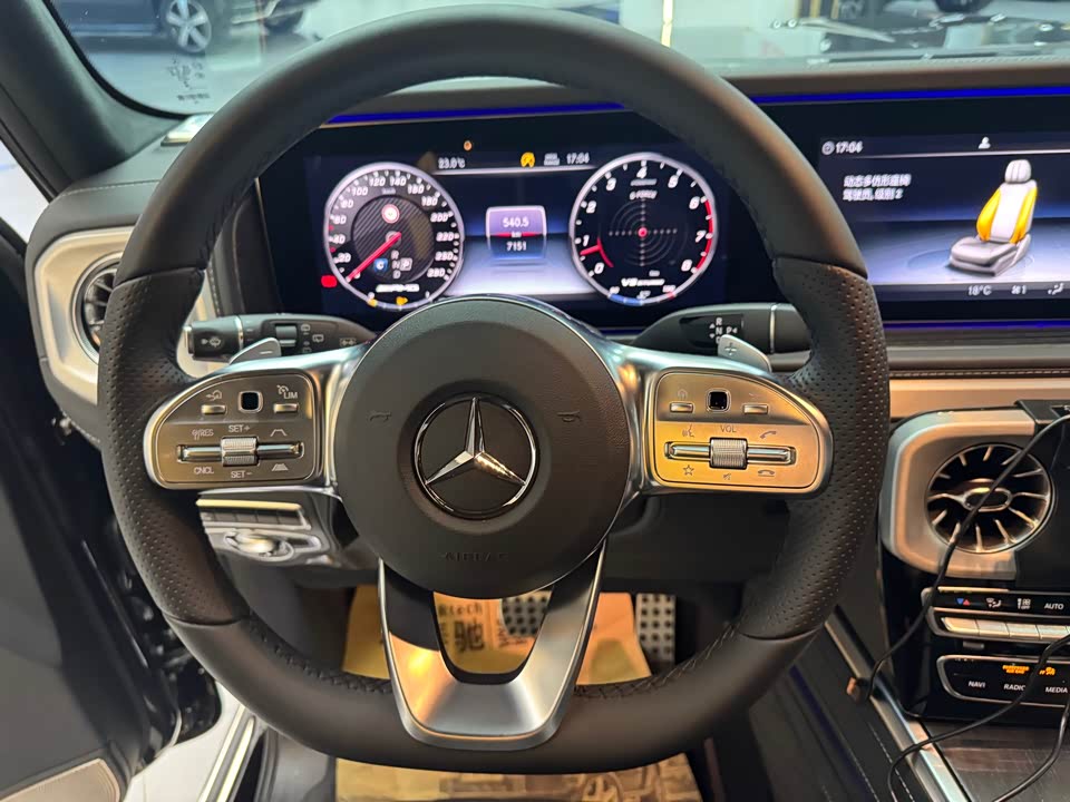 Mercedes-Benz G-class