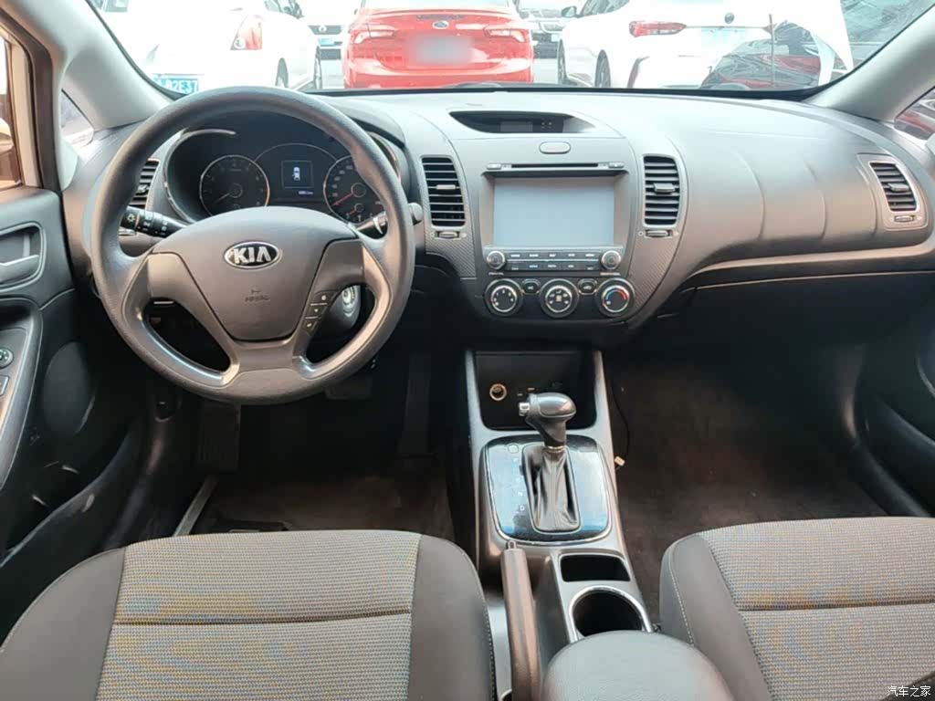 Kia K3, 2016 10