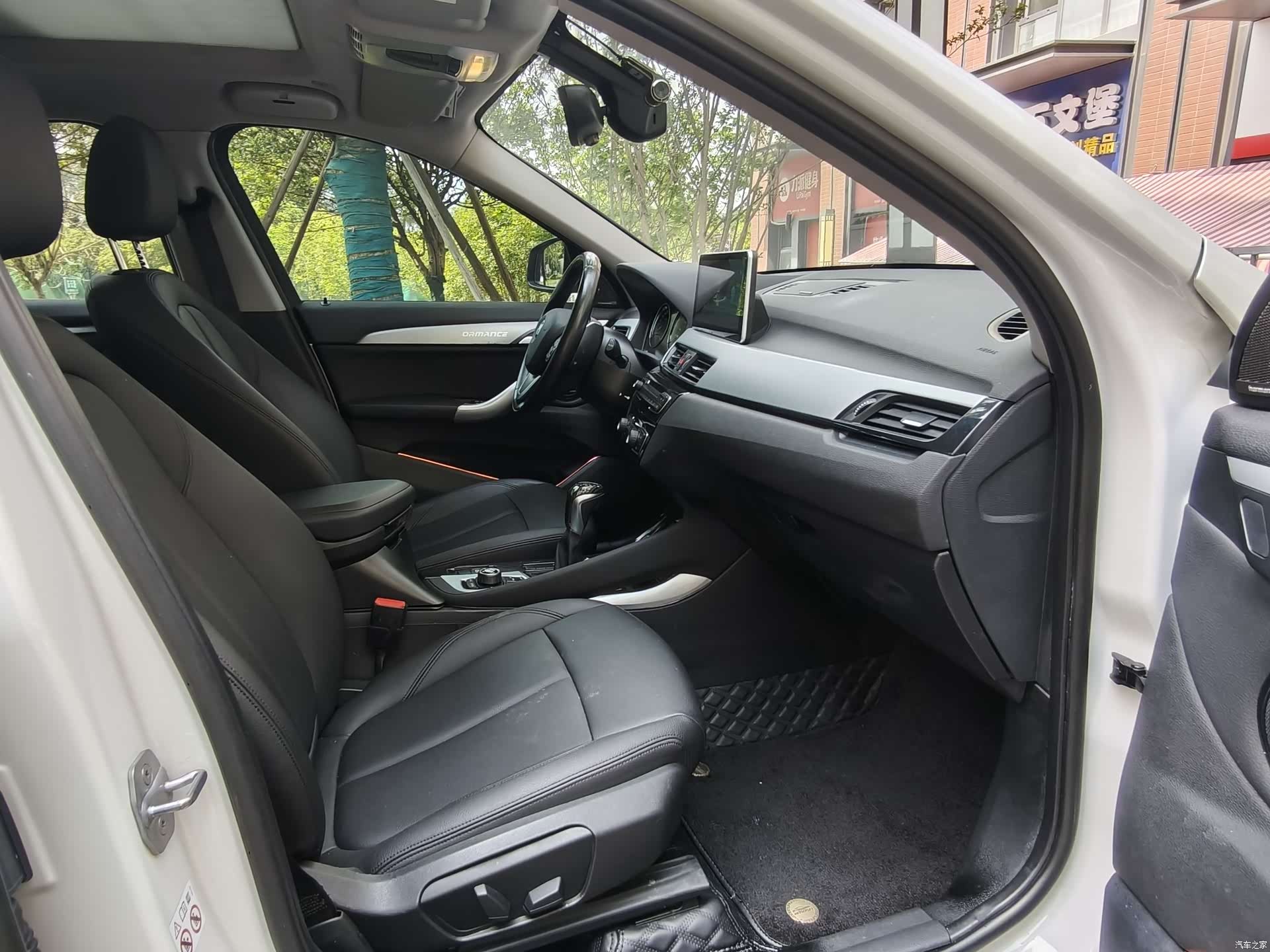 BMW X1, 2018 12