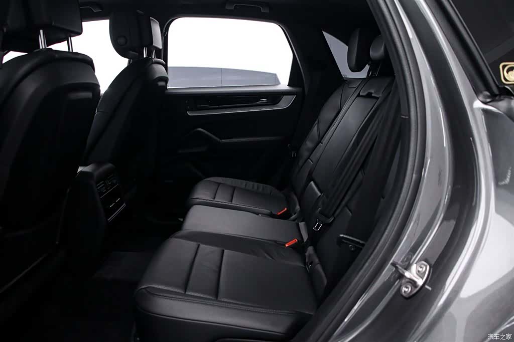 Porsche Cayenne, 2023 14