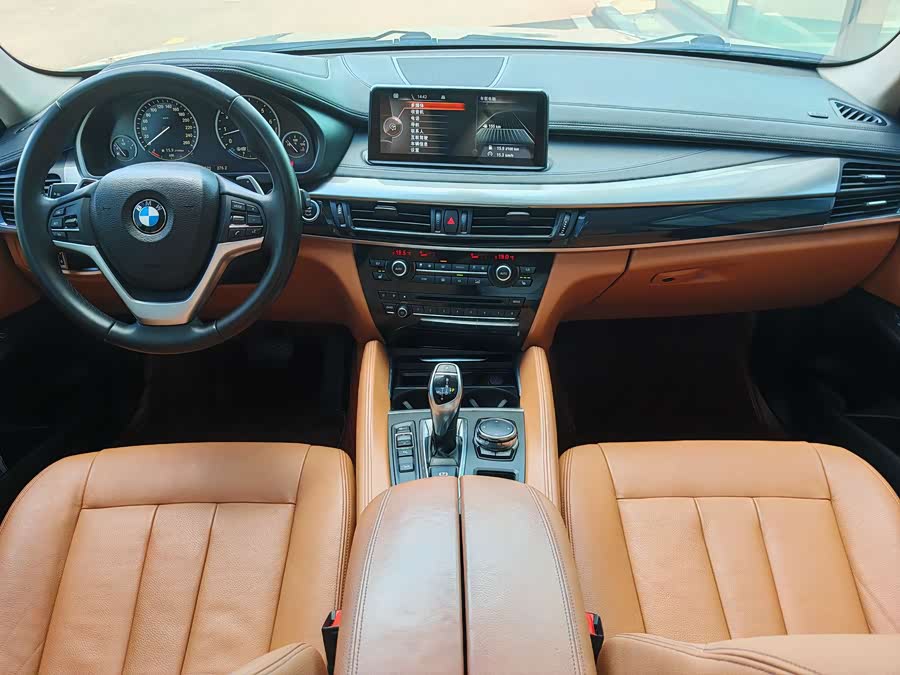 BMW X6 2016, фото 23