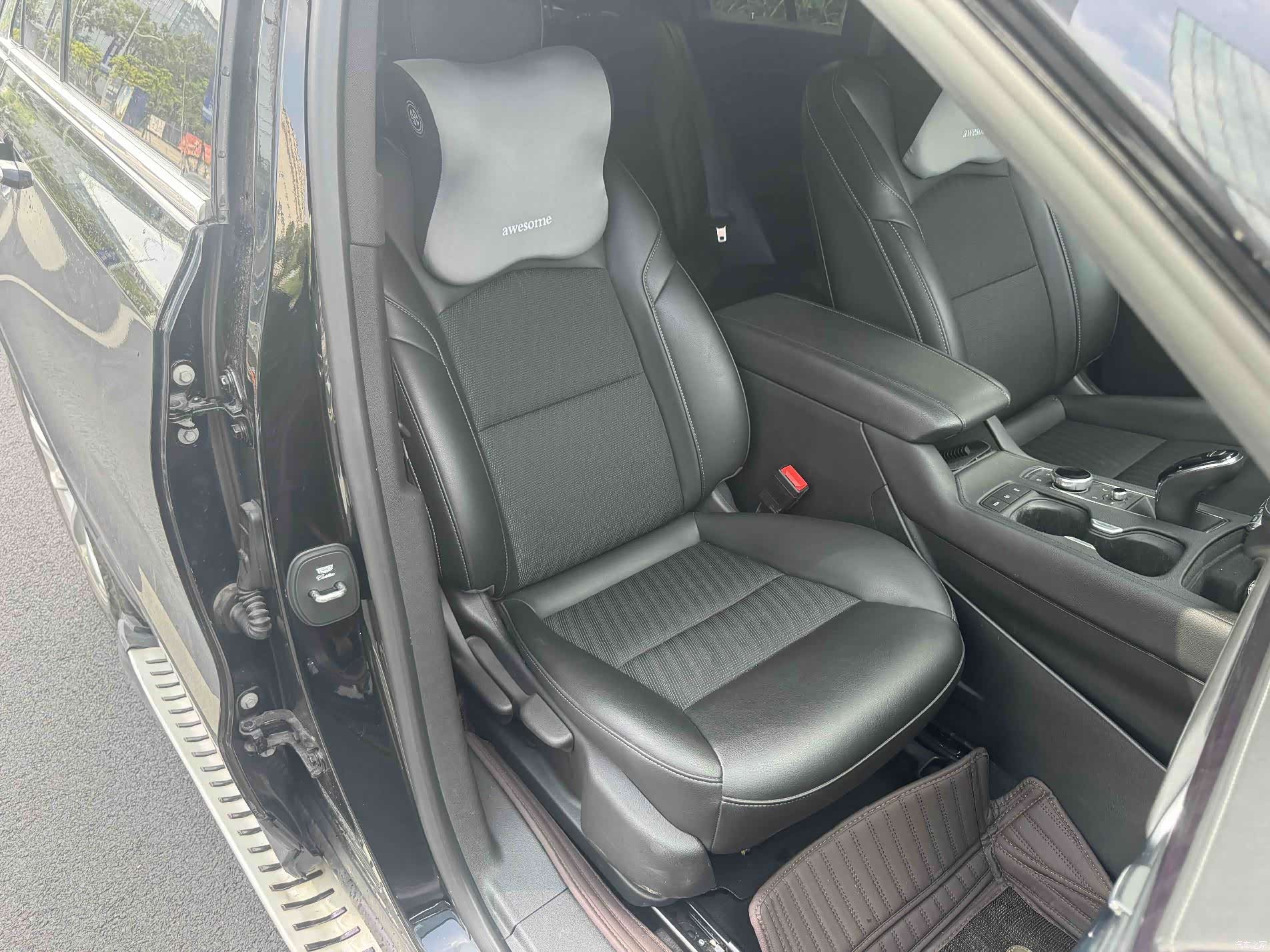 Cadillac XT4, 2022 15