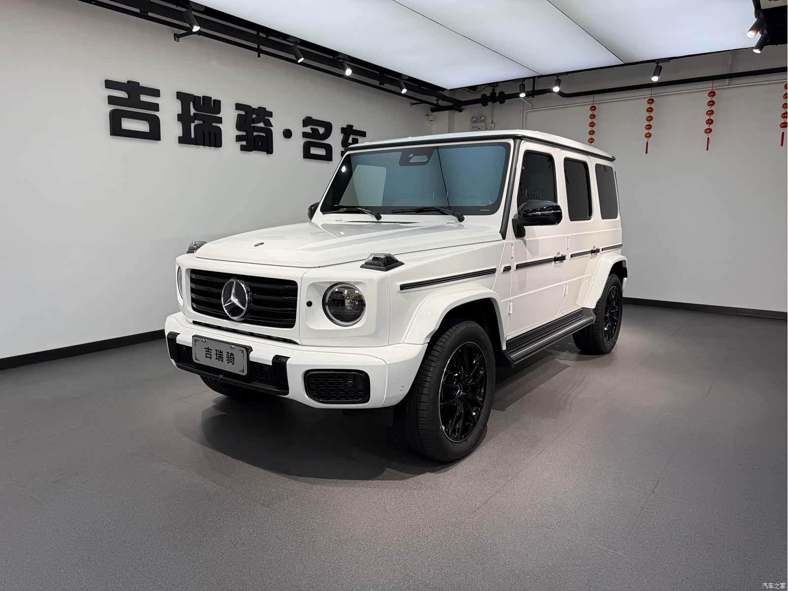 Mercedes-Benz G-Class, 2026 1