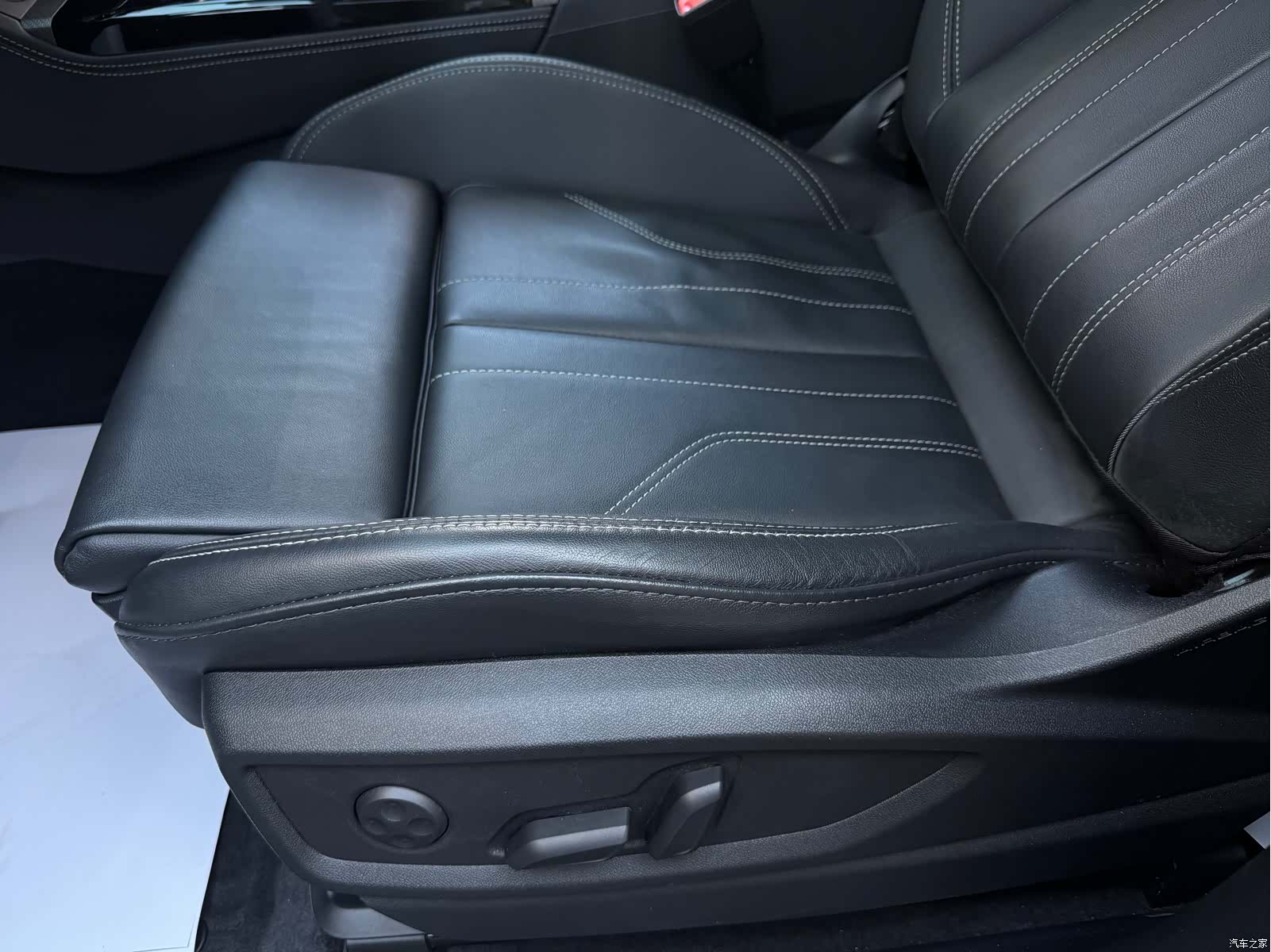 Audi Q5L, 2022 22