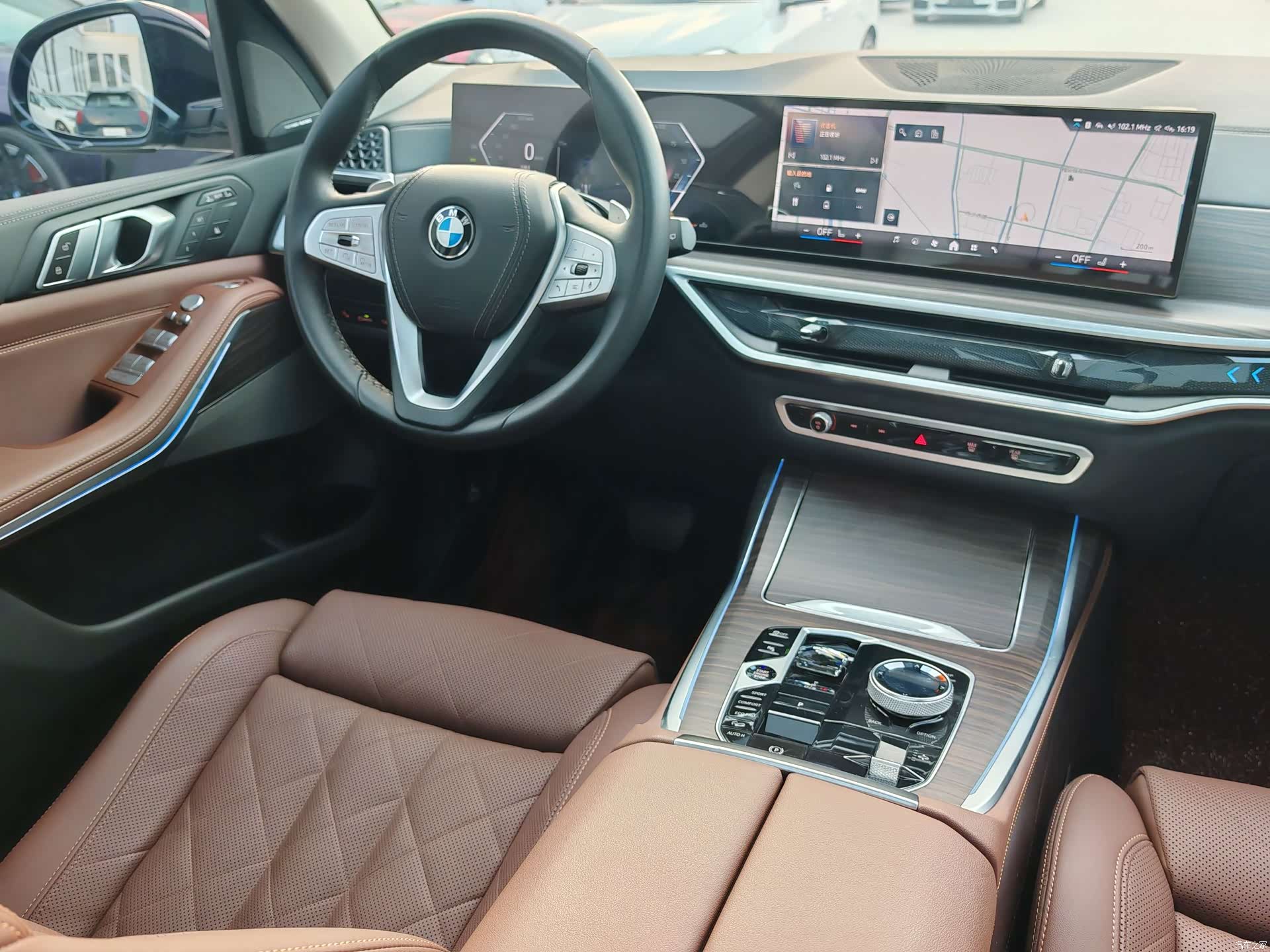 BMW X7, 2024 23