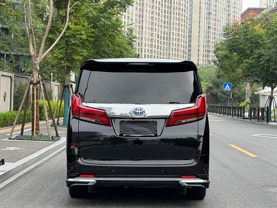 Toyota Vellfire 2022, фото 6