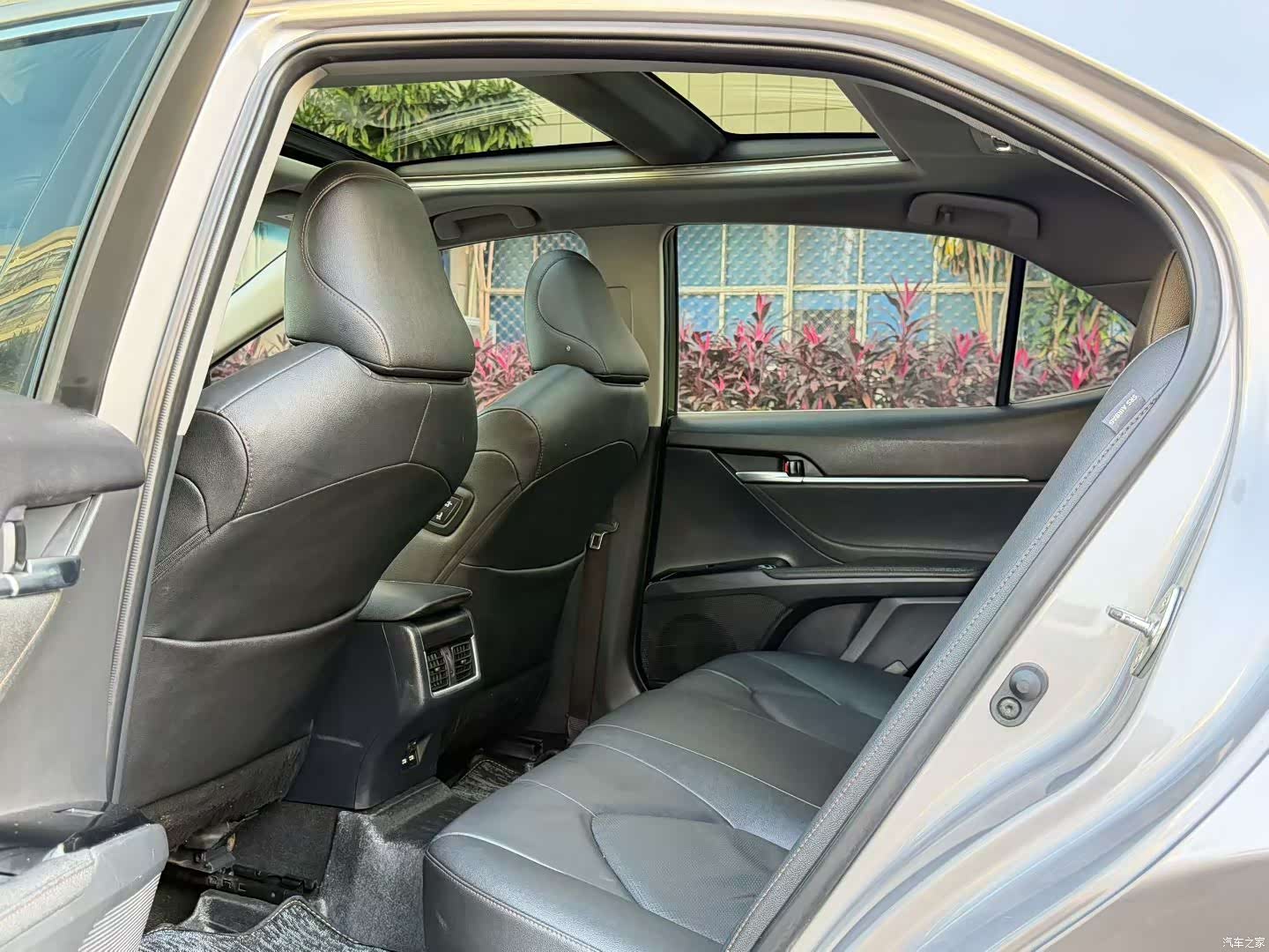 Toyota Camry, 2022 9