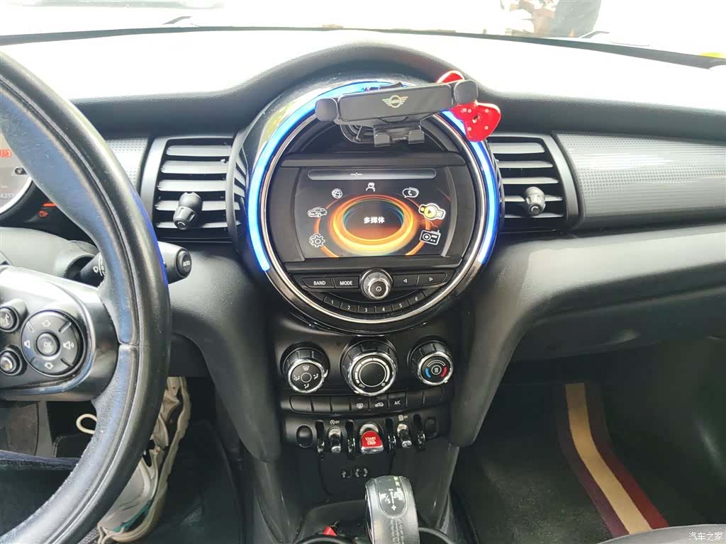 Mini Cooper, 2015 13