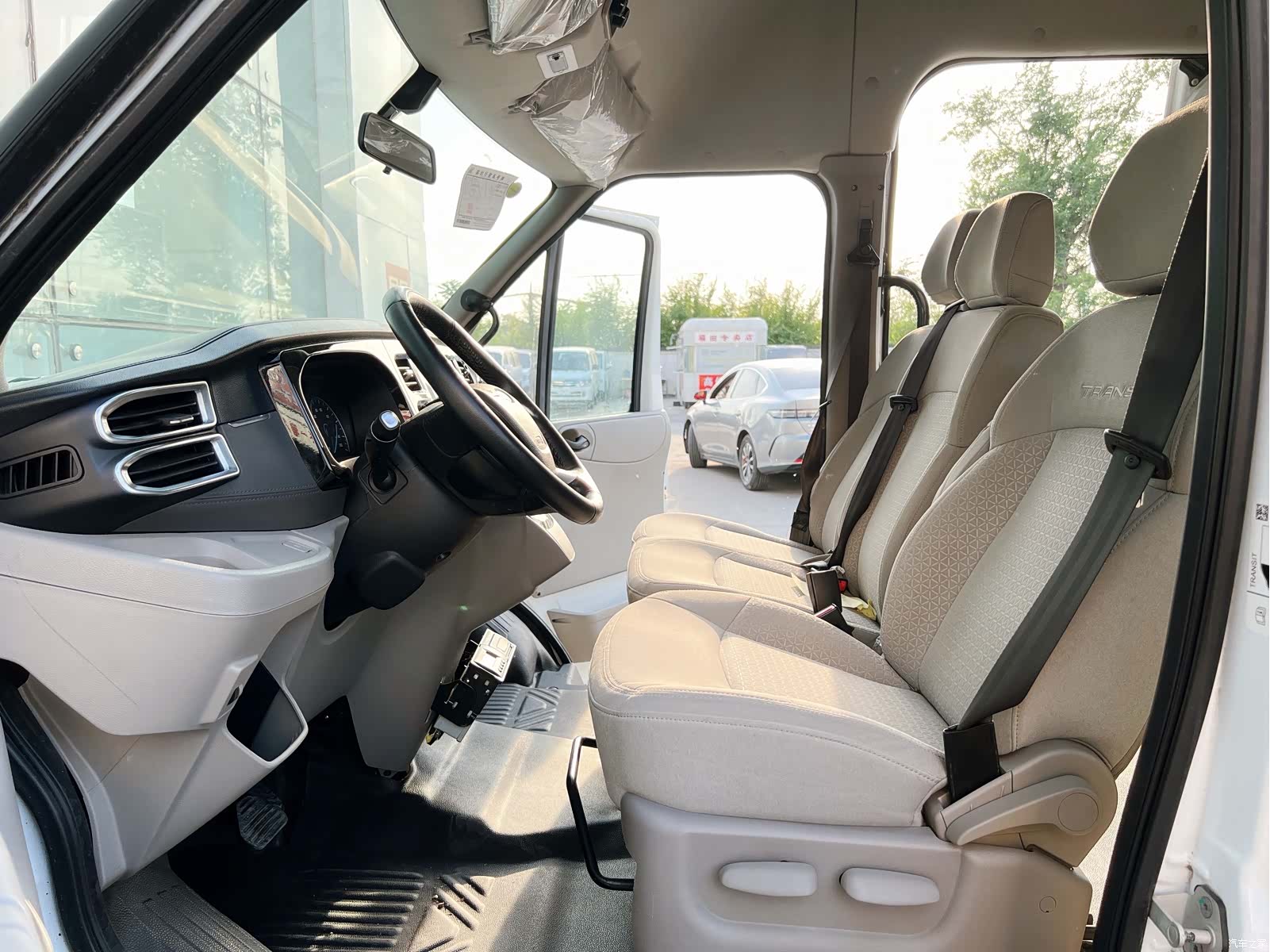 Ford 2.2TPro17VI, 2021 16